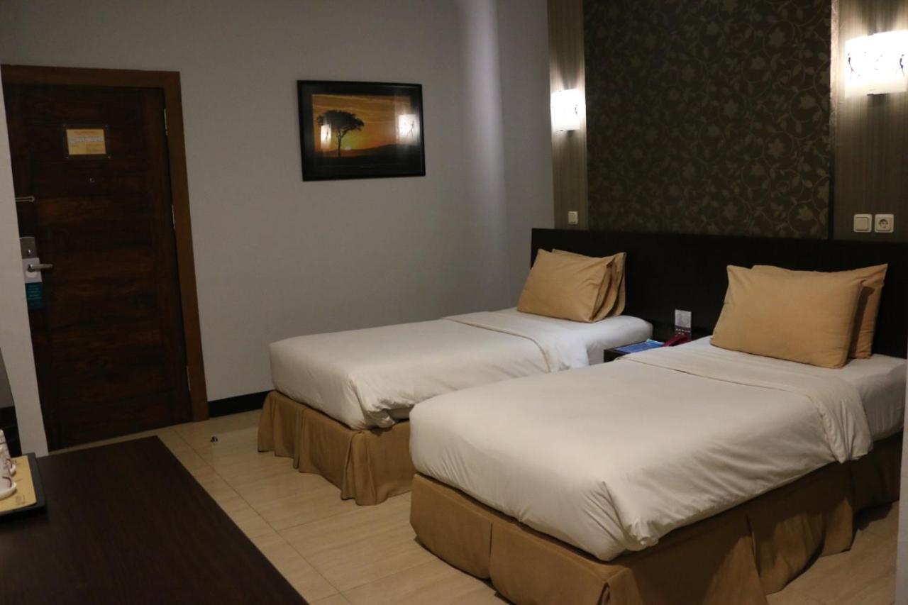 Hotel Roditha Banjarbaru Banjarmasin  Esterno foto