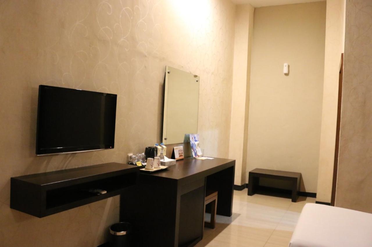 Hotel Roditha Banjarbaru Banjarmasin  Esterno foto