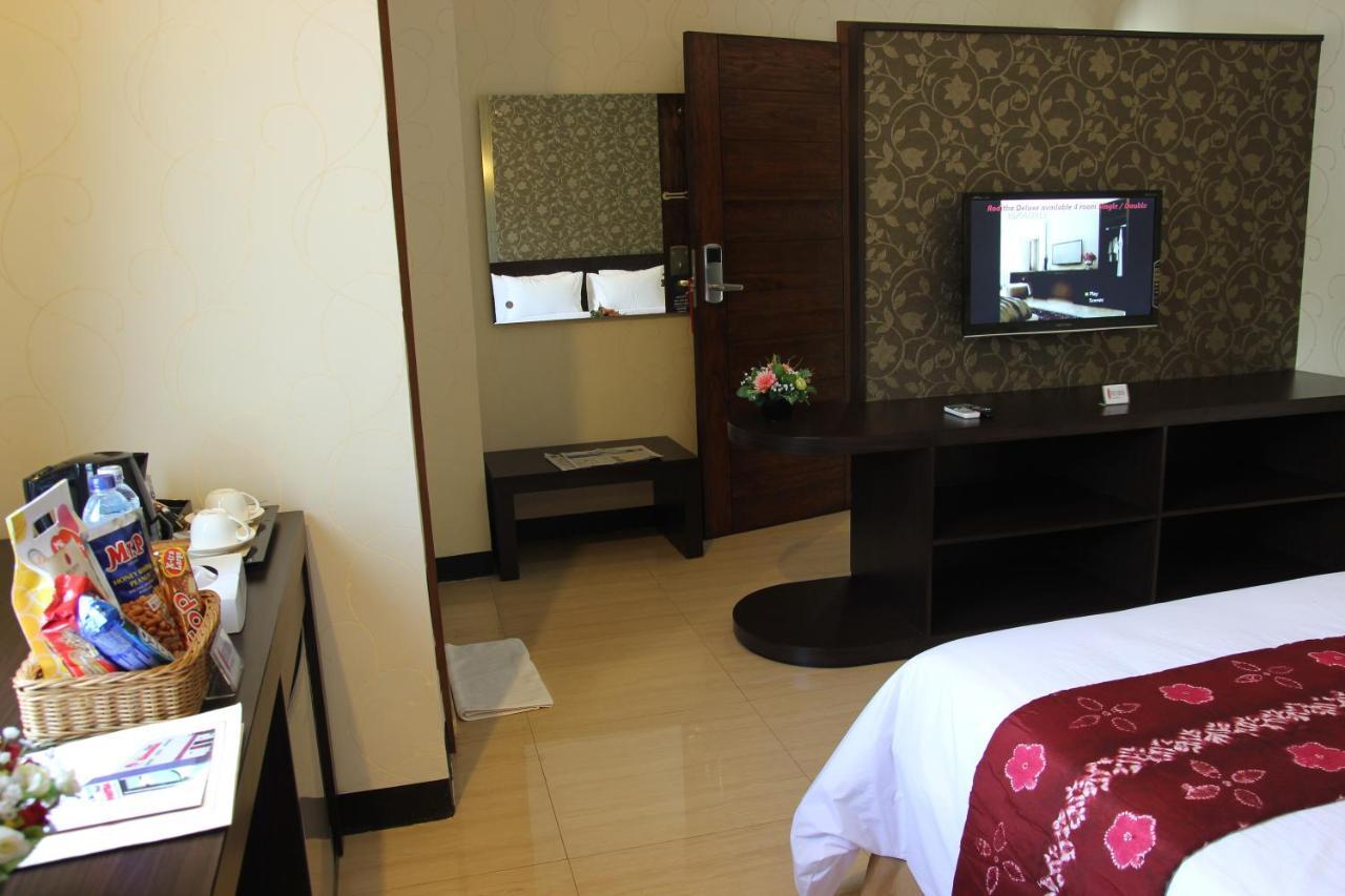 Hotel Roditha Banjarbaru Banjarmasin  Esterno foto