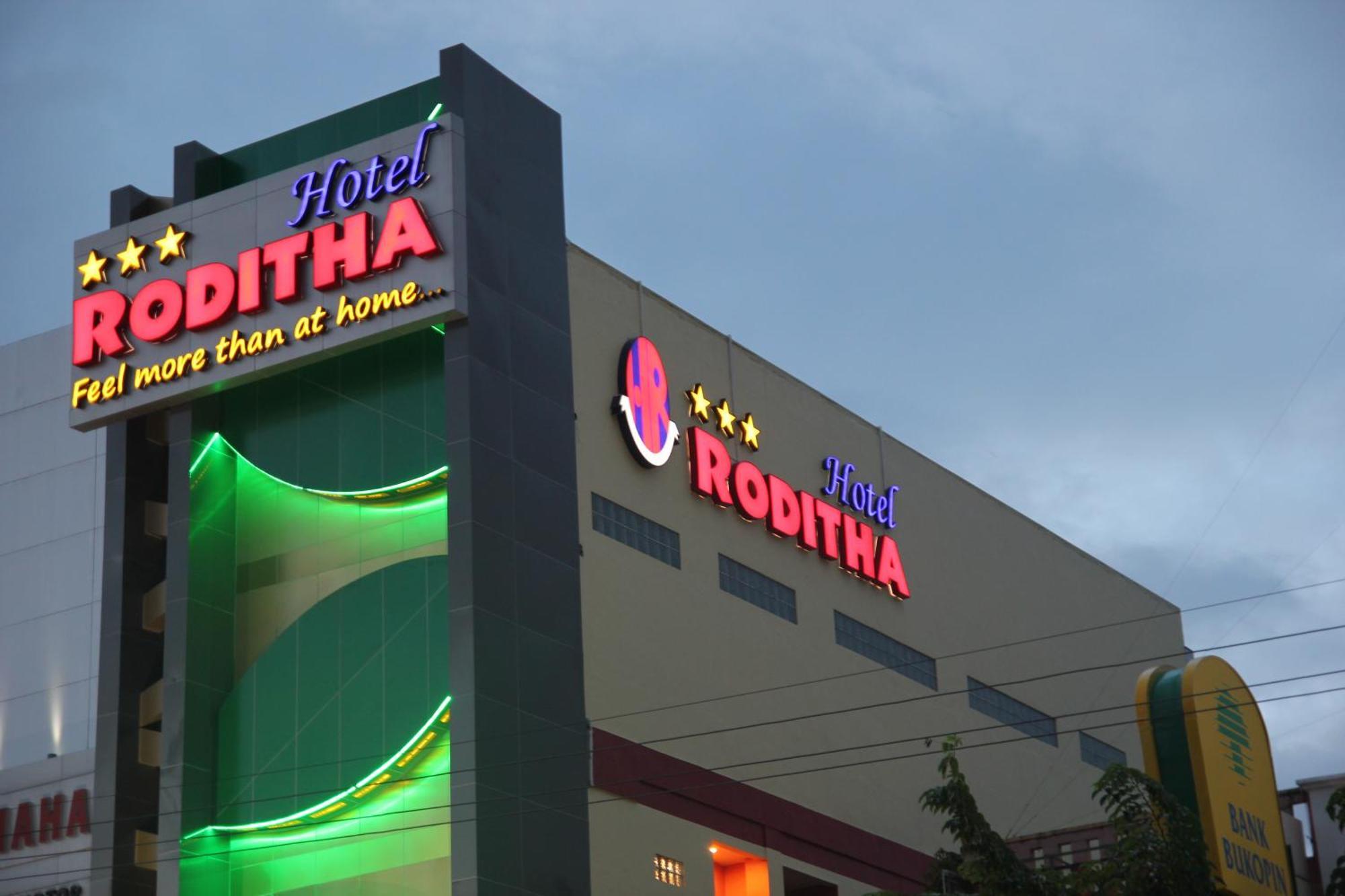 Hotel Roditha Banjarbaru Banjarmasin  Esterno foto